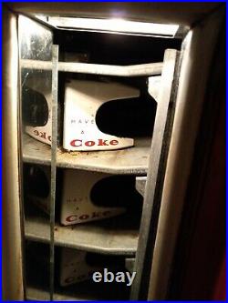 Vintage All Original Coca Cola coke Vending Machine Ice Cold all vend Works