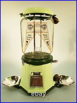 Vintage Antique Model 21 Columbus Peanut Candy Machine With Dual Ashtrays