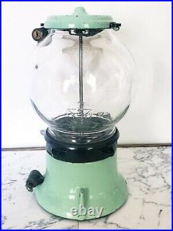 Vintage Antique Model Mg Columbus Peanut Gumball Machine