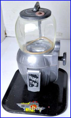 Vintage Atlas Bantam 5 Cent Peanut Vendor Gumball Vending Machine