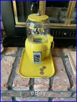 Vintage Atlas Gumball/Peanut 5 Cent Machine