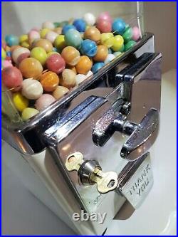 Vintage Atlas Master 1/5 Cent Candy Gumball Machine With Key and Works Original