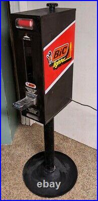 Vintage BIC Lighter vending machine -zig zag sign cigarette soda pepsi coka cola