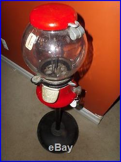 Vintage COLUMBUS Bubble GUM Machine on STAND Working & VERY CLEAN