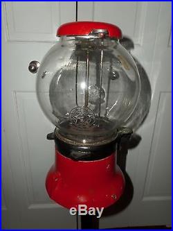 Vintage COLUMBUS Bubble GUM Machine on STAND Working & VERY CLEAN