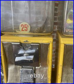 Vintage Candy Vending Machine (yellow) (Double) (25¢) Northwestern