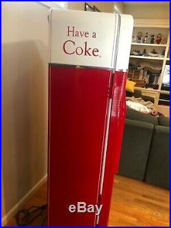 Vintage Cavalier 96 1960s Coca-Cola Vending Machine