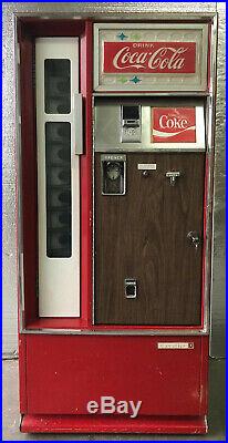 Vintage Cavalier CS-96 1960s Square Corner Coke, Coca-Cola Vending Machine