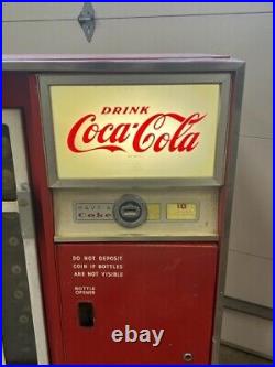 Vintage Cavalier Coke Machine Cs-64-c 10 Ct. Cools Great. Pick Up So. Illinois