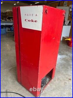 Vintage Cavalier Coke Machine Cs-64-c 10 Ct. Cools Great. Pick Up So. Illinois