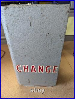 Vintage Change machine Standard Change Maker 1 Nickel 2 Dimes For A Quarter