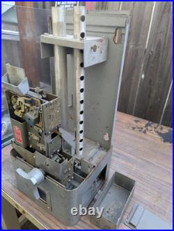 Vintage Change machine Standard Change Maker 1 Nickel 2 Dimes For A Quarter