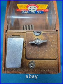 Vintage Chicle Treets Gum Machine 2 for 1 Cent Victor Vending Chicago No Key