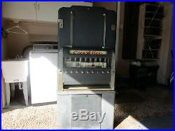 Vintage Cigarette Vending Machine with key & Orig Packs 21 Great for Man Cave