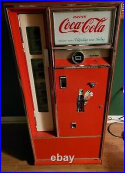 Vintage Coca Cola Coke Bottle Soda Machine Cavalier