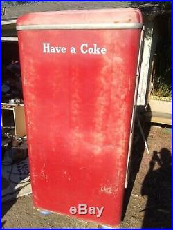 Vintage Coca Cola Coke Machine Vendorlator 242 Very Rare Dime 10 cent Works
