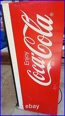 Vintage Coca Cola Coke Vending Machine Cavalier Model 1USS-64101 WORKS GREAT