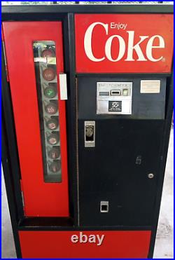 Vintage Coca Cola Coke Vending Machine Cavalier Model 1USS-64101 WORKS GREAT