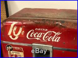 Vintage Coca Cola Machine