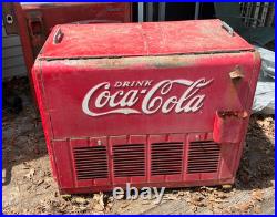 Vintage Coca-Cola Machine 1930's Cooler Vending Machine (WORKS) Vintage Coca-Cola Machine 1930's Cooler Vending Machine (WORKS)