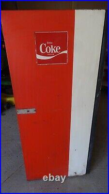 Vintage Coca-Cola Machine Late 1960s Vending Coke Vendo Change Coin