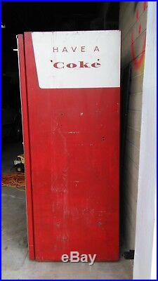 Vintage Coca-Cola Machine Made By Vendo In 1961 All Original Bar Man Cave Nice