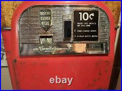 Vintage Coca Cola Machine VMC, Vendo 44 Soda Machine