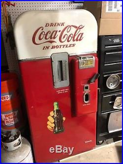Vintage Coca Cola Machine Vendo 39 All Original BLOWS ICE COLD