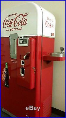 Vintage Coca Cola Machine Vendo 39 Fully refurbished