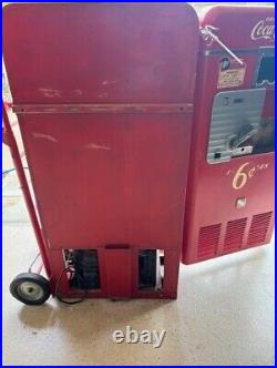 Vintage Coca Cola Vending Machine