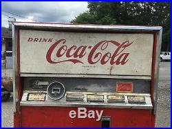 Vintage Coca-Cola Vending Machine 1960s Retro Coin Old Antique Coke Cavalier