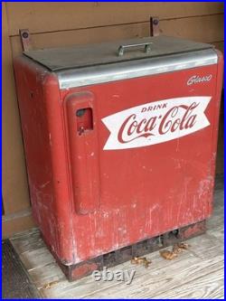 Vintage Coca-Cola Vending Machine Glasco