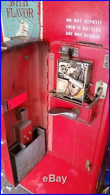 Vintage Coca-Cola Vending Machine H81A Vendo