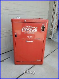Vintage Coca Cola Vendo 23 Vending Machine