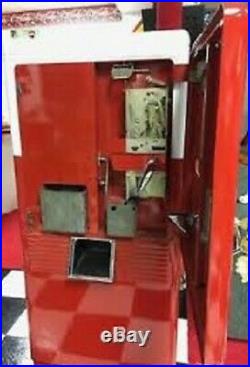 Vintage Coca Cola Westinghouse WC-42T Cooler Bottle Vending Machine