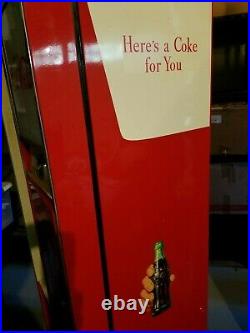 Vintage Coca Cola (cavalier Coke) Machine