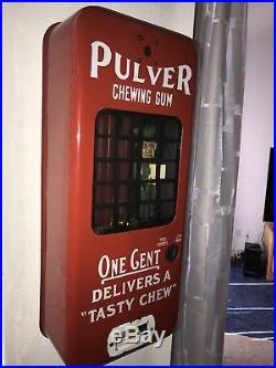 Vintage Coin Operated 1c Pulver Gum Vending Machine traffic directing cop