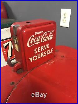 Vintage Coin Operated Coca Cola Vendo Vending Machine Ice Chest Cooler 7up Coke