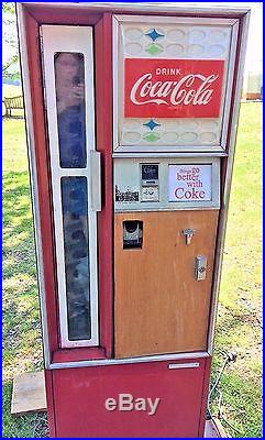 Vintage Coke Coca Cola Cavalier CSS-96G Soda Vending Machine Early 1970's