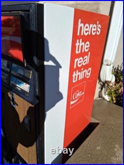 Vintage Coke Coca-Cola Machine Cavalier C4-104 vending Machine Please Read