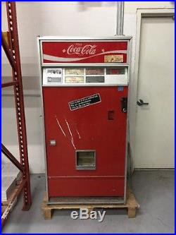 Vintage Coke Coca-Cola Vending Machine