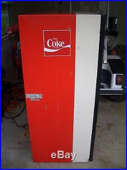 Vintage Coke Machine (NO RESERVE)