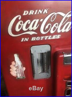 Vintage Coke Machine Vendo V-39 Works Vends Cools Needs Correct Paint Job PA