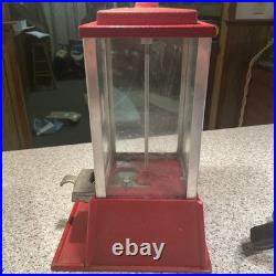 Vintage DEAN 1 Cent Penny Arcade Red Candy Gumball Machine Works