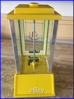 Vintage Dean 1 Cent Penny Yellow Gum Ball Vending Machine Original