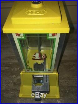 Vintage Dean 1 Cent Penny Yellow Gum Ball Vending Machine Original