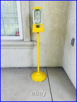 Vintage Dean 1 Cent Penny Yellow Gum Ball Vending Machine With Stand Original