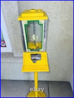 Vintage Dean 1 Cent Penny Yellow Gum Ball Vending Machine With Stand Original