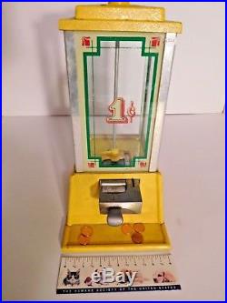 Vintage Dean Penny ARCD Beverly Hills, CA 1 cent Gumball Machine Bright Yellow