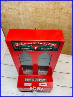 Vintage Delicious Chewing Gum Dispenser-Jolly Good Industries Inc. With Key